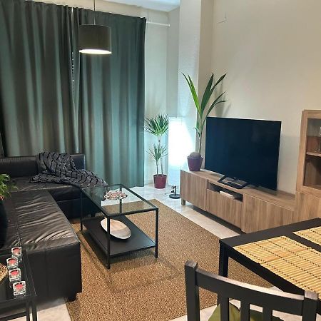 Apartamento Suite Torre Alta Parking Gratis Σεβίλλη Εξωτερικό φωτογραφία